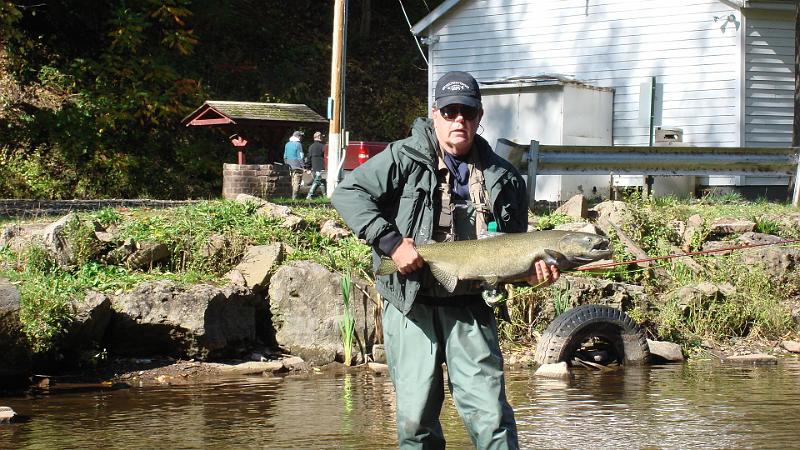 Dave with a nice one.JPG